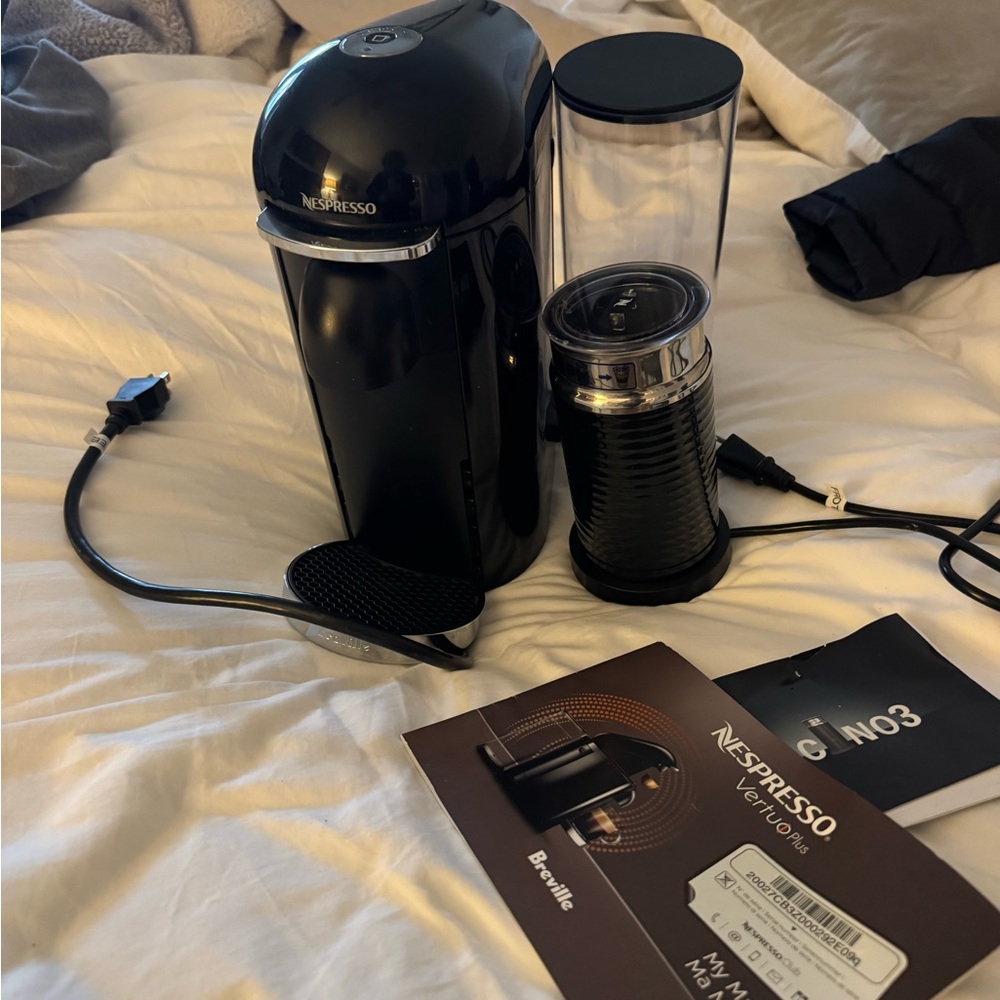 Nespresso Vertuo Plus in Black